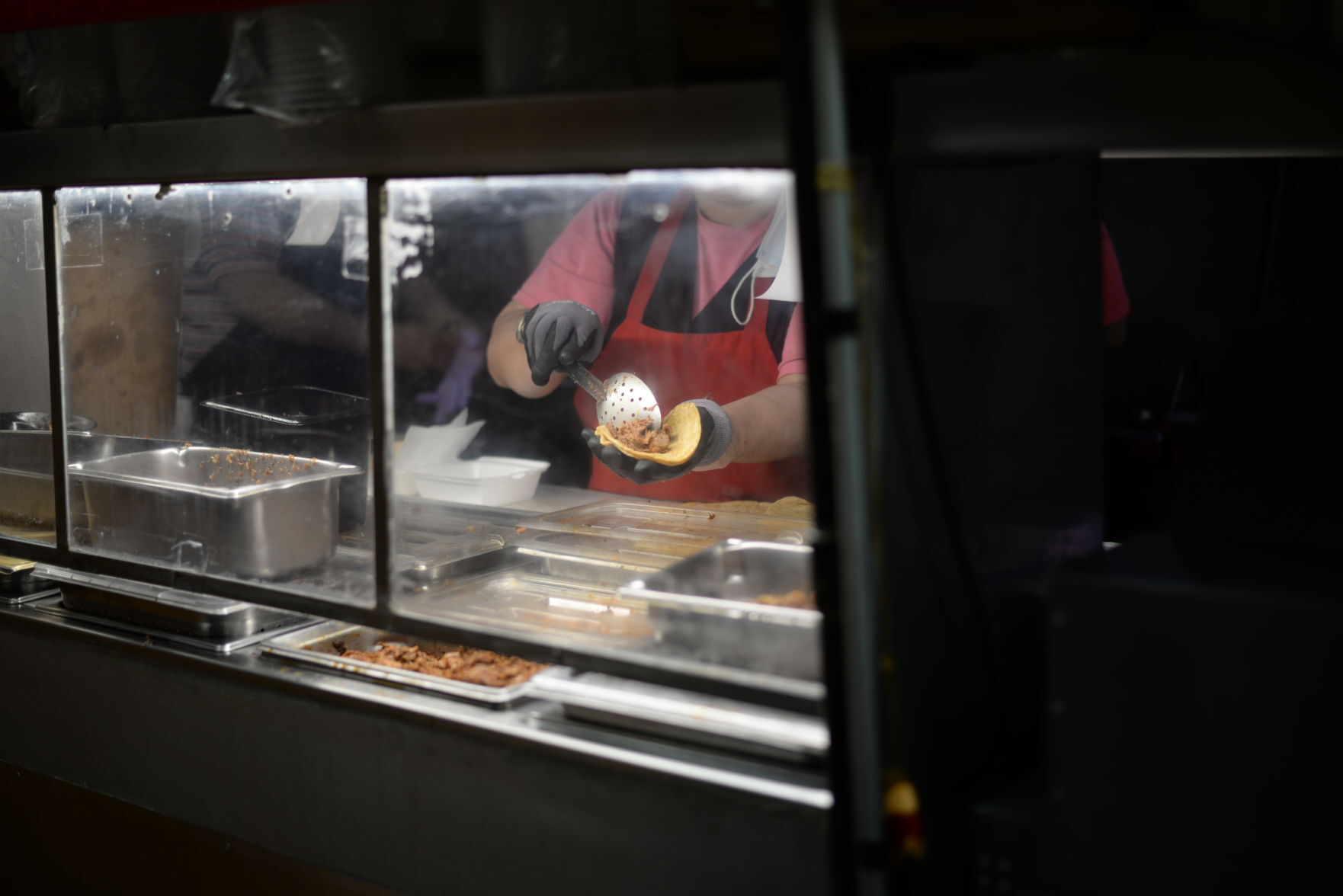 7/6/21 Taco Places, La Plaza Making Tacos